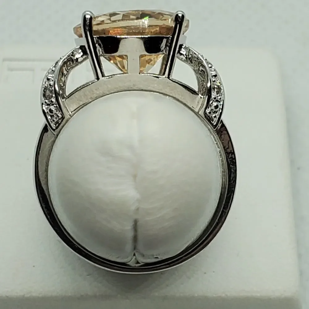 Sterling Silver Yellow Stone Ring (7.5)
